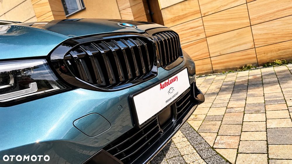 BMW Seria 3 320d MHEV Luxury Line - 11