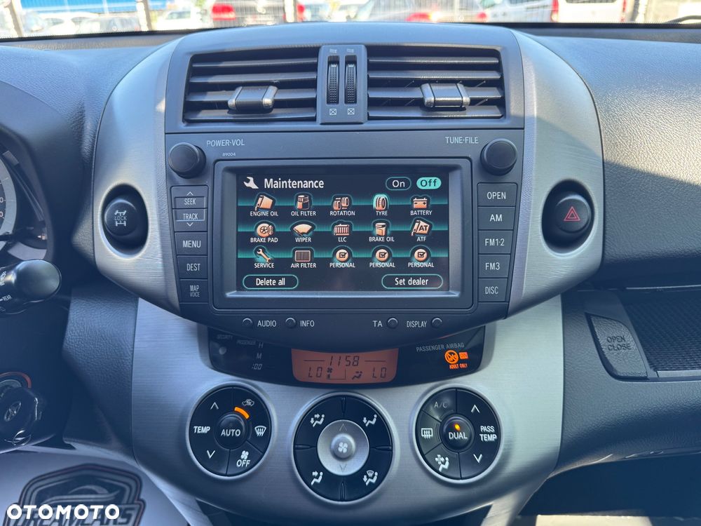 Toyota RAV4 - 23