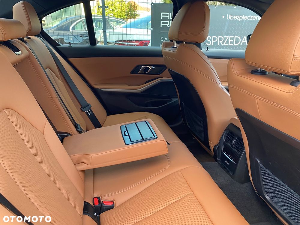 BMW Seria 3 318i Advantage sport - 15