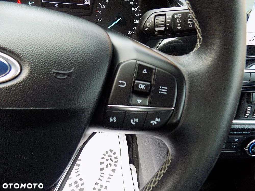 Ford Fiesta 1.1 S&S COOL&CONNECT - 12