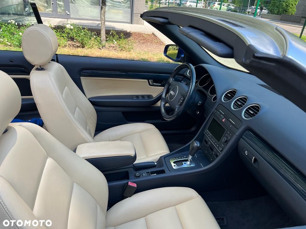 Audi A4 Cabriolet 2.4 Multitronic - 1