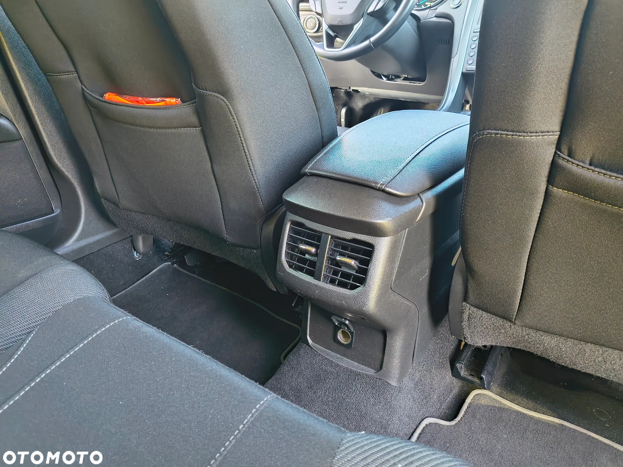 Ford Mondeo 2.0 TDCi Titanium 4WD PowerShift - 30