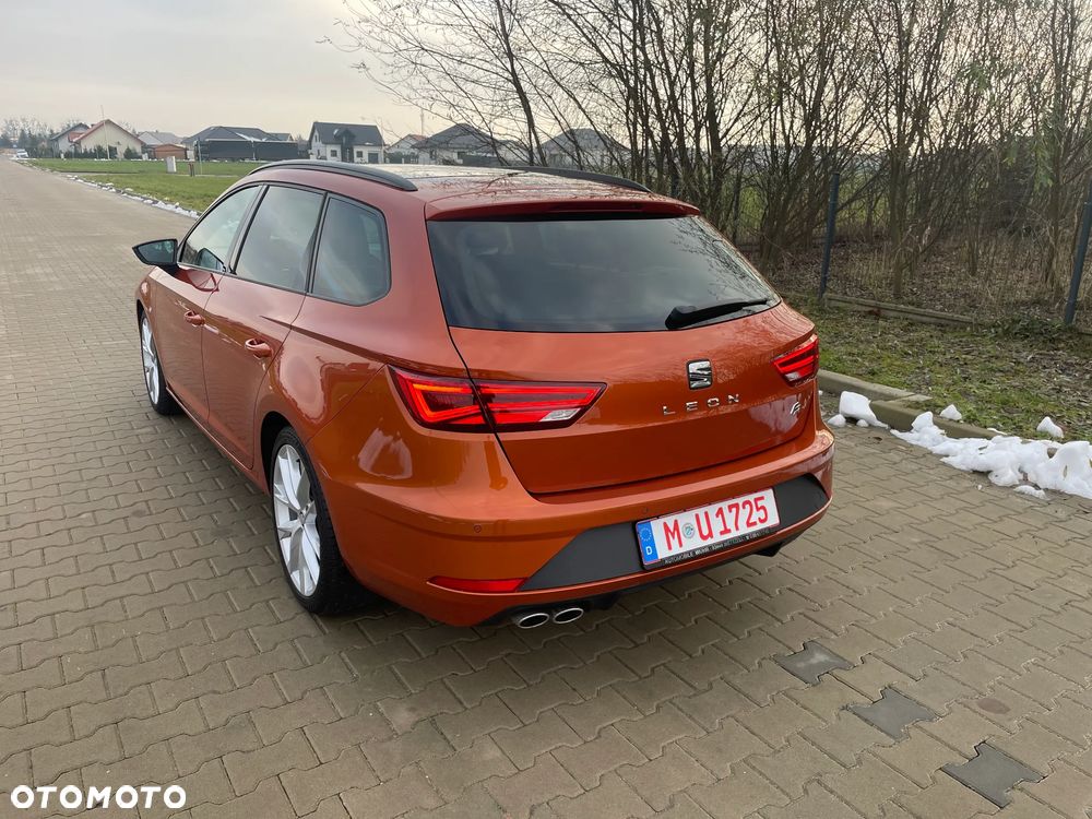 Seat Leon 2.0 TSI DSG OPF FR - 10