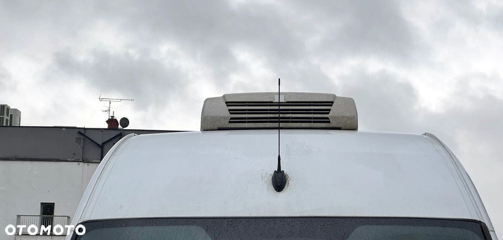 Mercedes-Benz SPRINTER  3.0 V6 519 CHŁODNIA - 4
