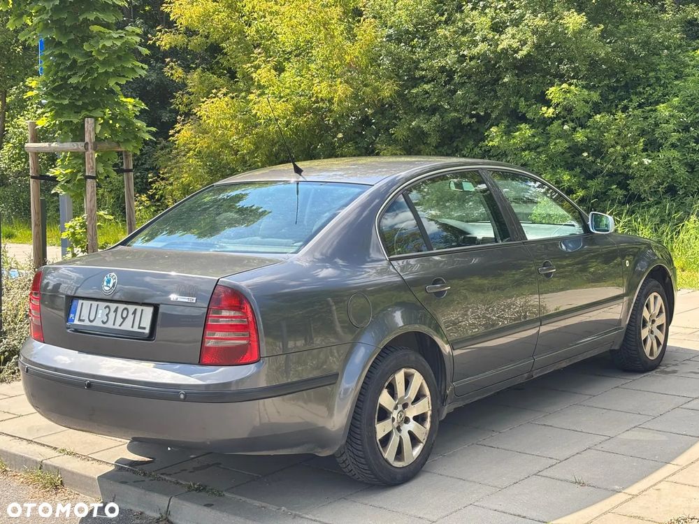 Skoda Superb - 12