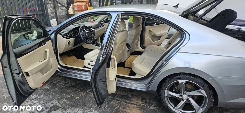 Skoda Superb 2.0 TDI L&K DSG - 7