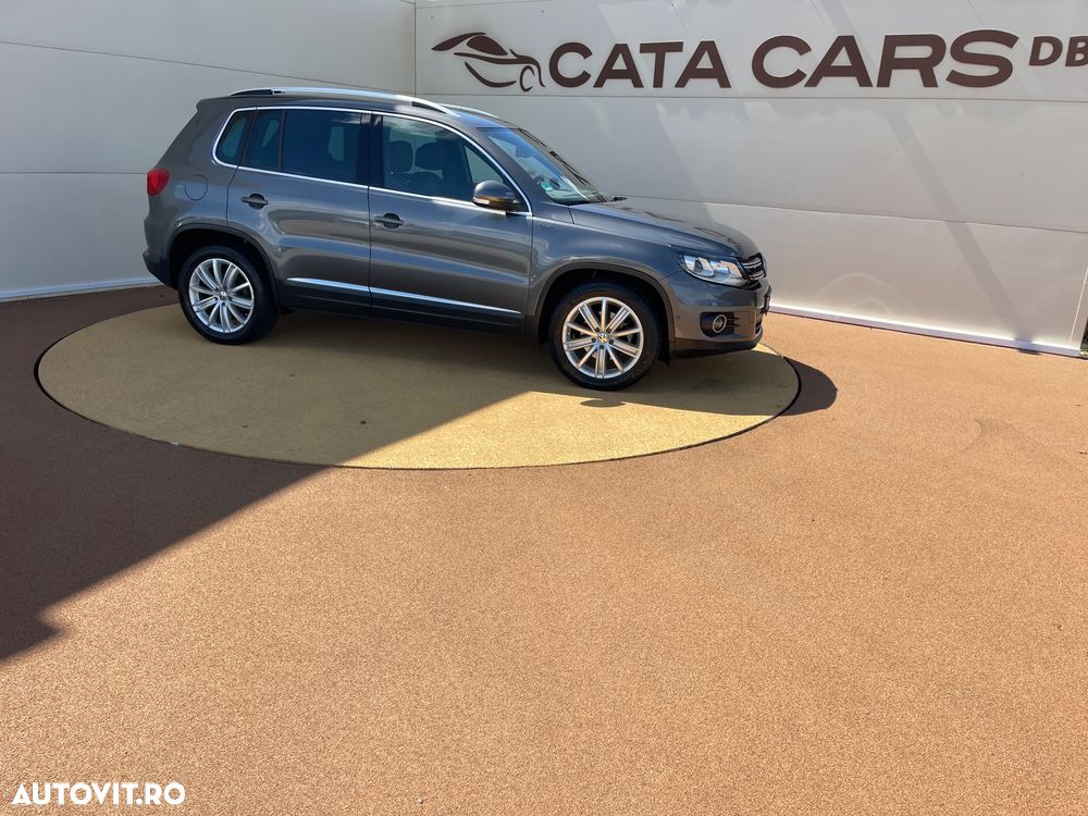 Volkswagen Tiguan 2.0 TDI SCR BlueMotion Technology Lounge Sport & Style - 17