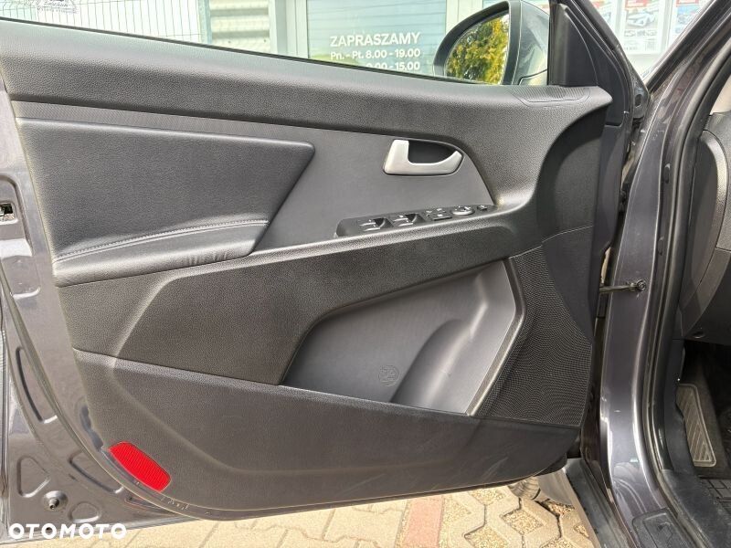 Kia Sportage 1.6 GDI L 2WD - 26