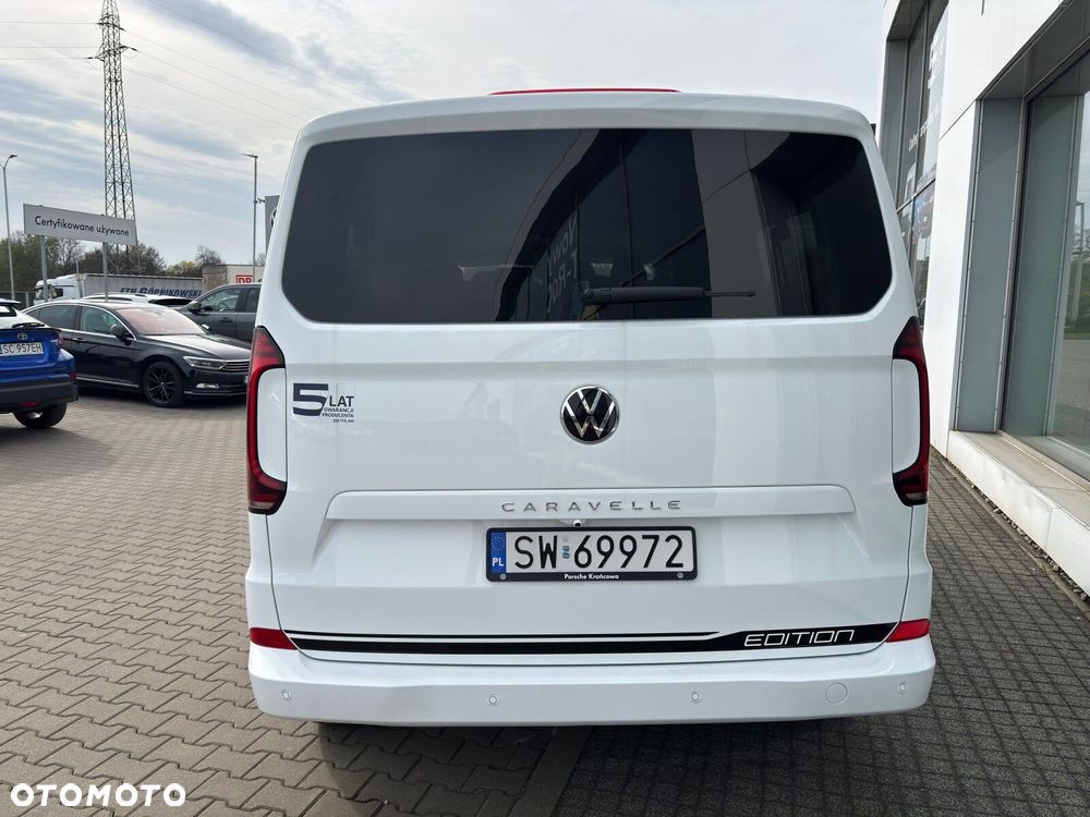 Volkswagen Caravelle - 8