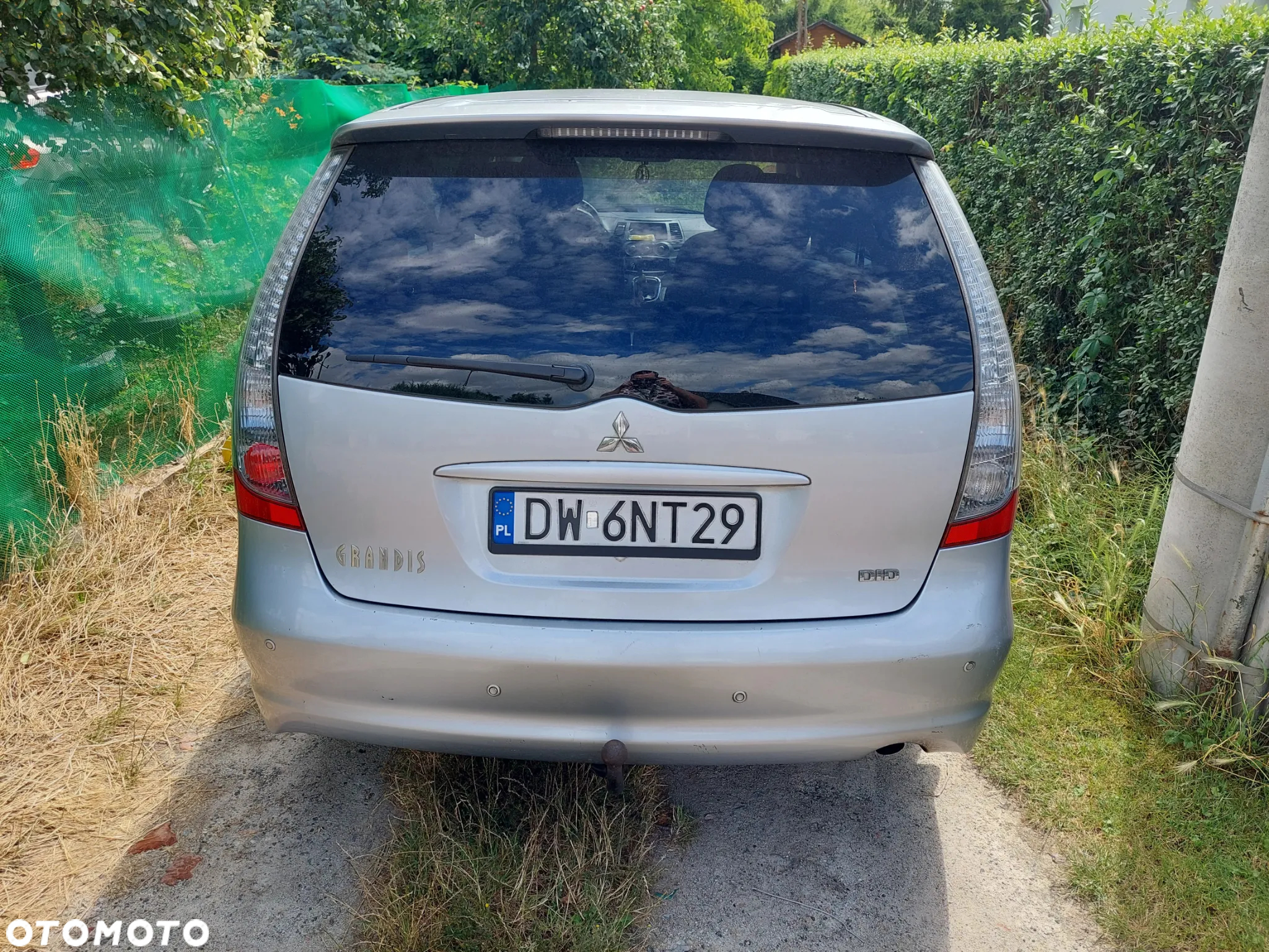Mitsubishi Grandis 2.0 DI-D 6-Sitzer Intense - 4