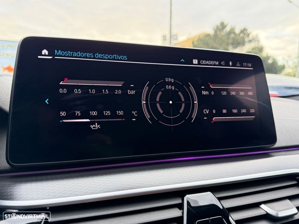 BMW 530 e Pack Desportivo M - 49