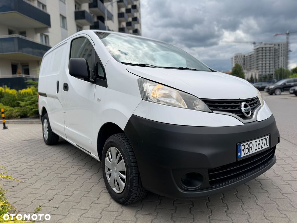 Nissan NV 200 - 35