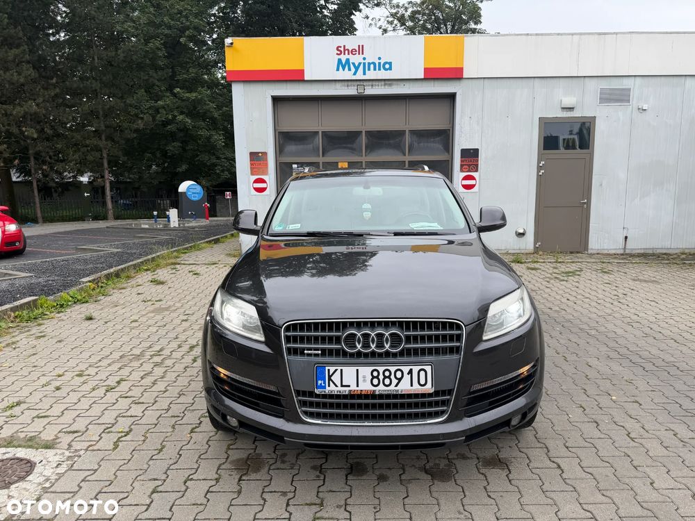 Audi Q7 - 8