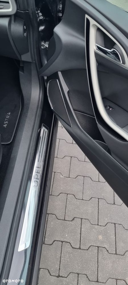 Opel Astra 1.6 T Sport - 8