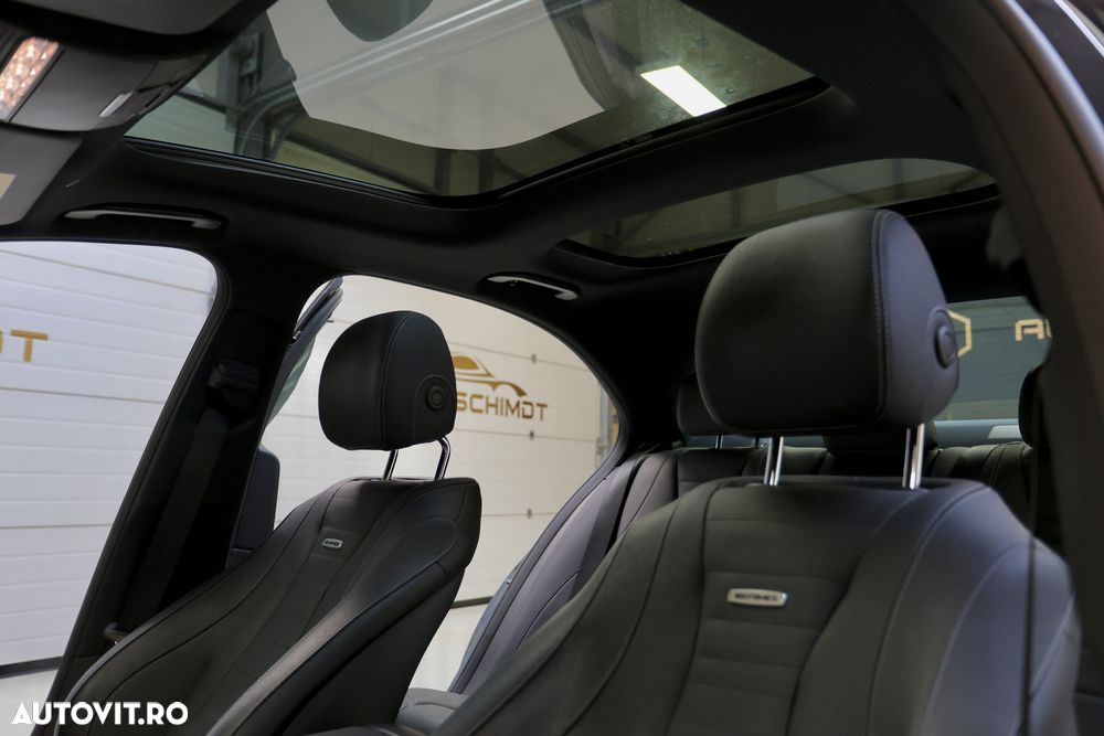 Mercedes-Benz E 300 de 4Matic 9G-TRONIC AMG Line - 26
