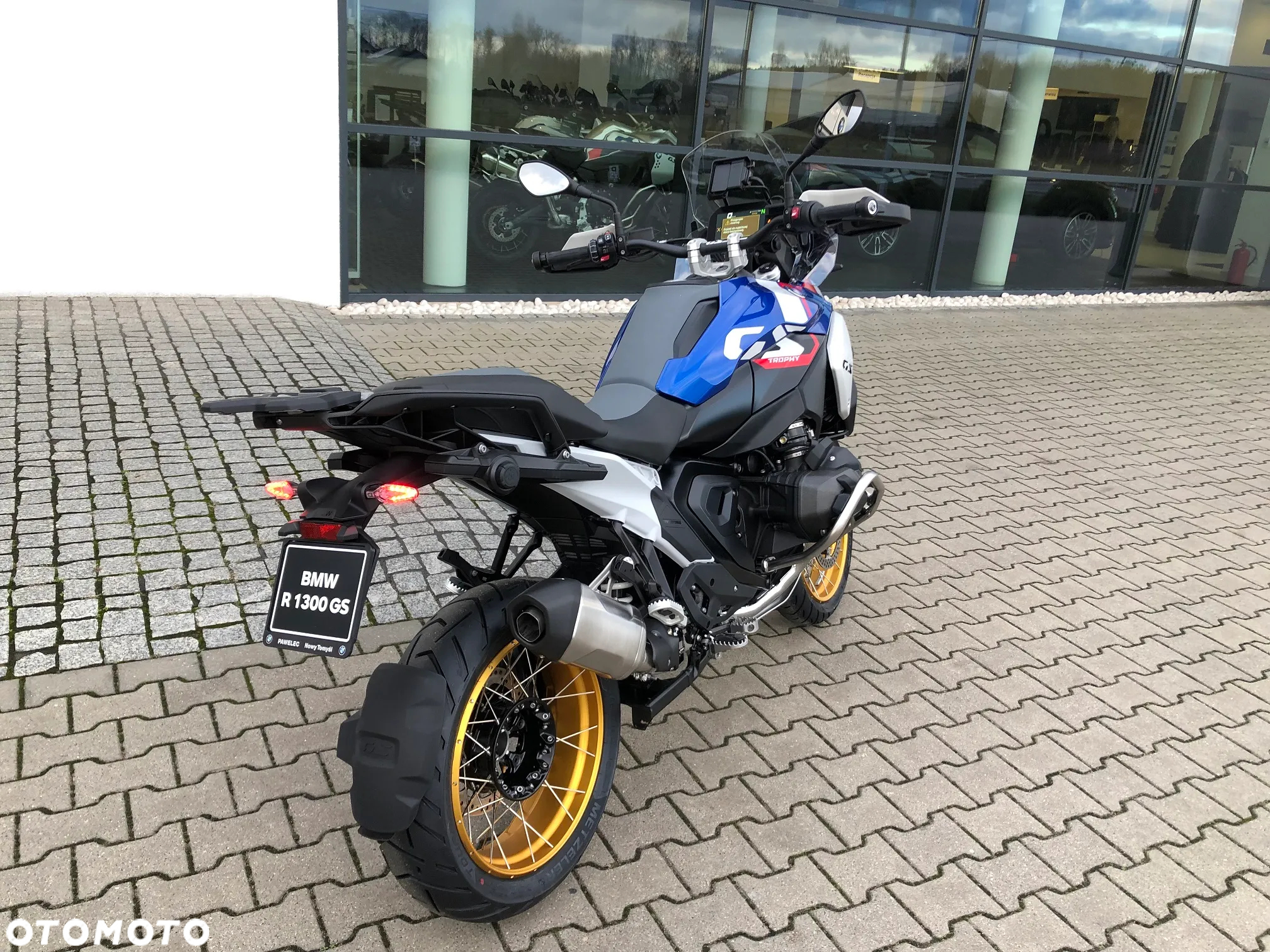 BMW R - 7