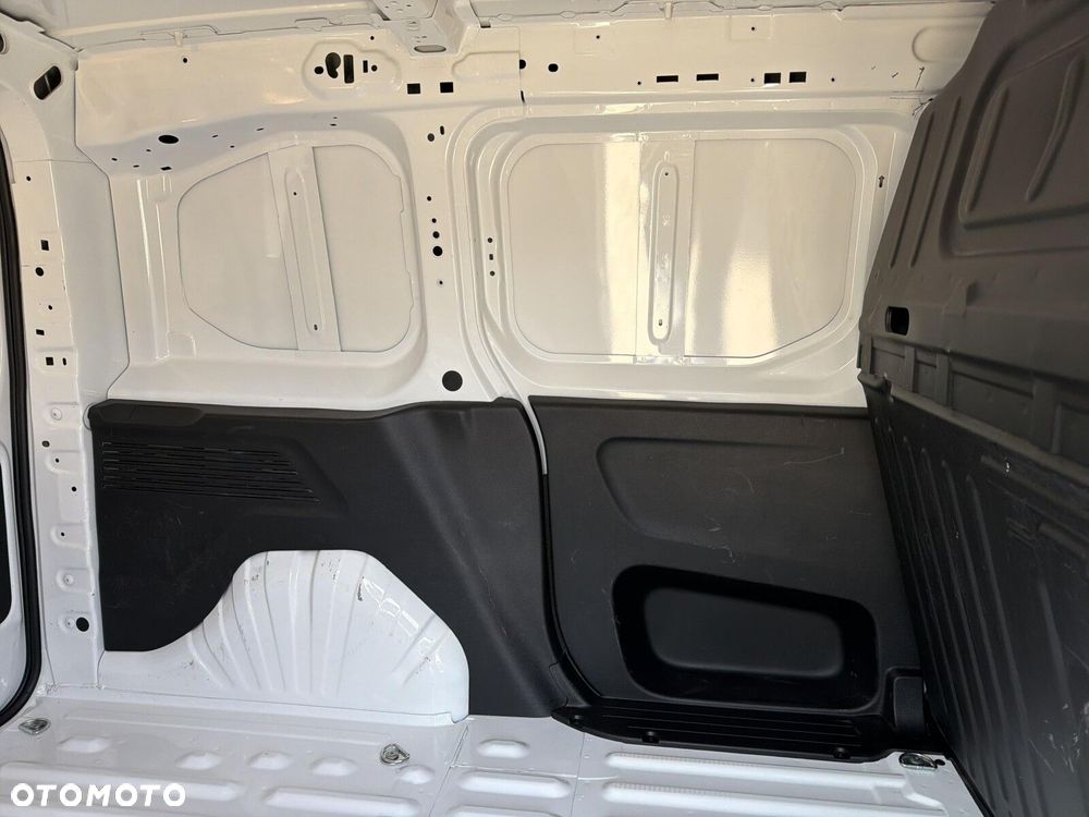 Peugeot partner 1.5 BlueHDi 100 PREMIUM Standard 650 4d - 35