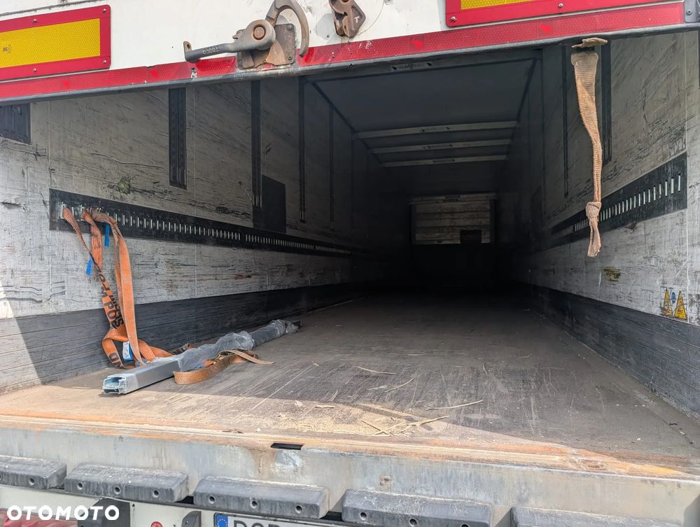 Schmitz Cargobull IZOTERMA BOX Doppelstock - 12