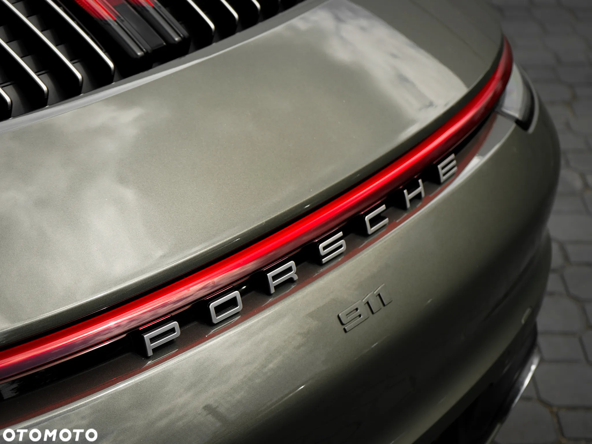 Porsche 911 Targa 4S - 11