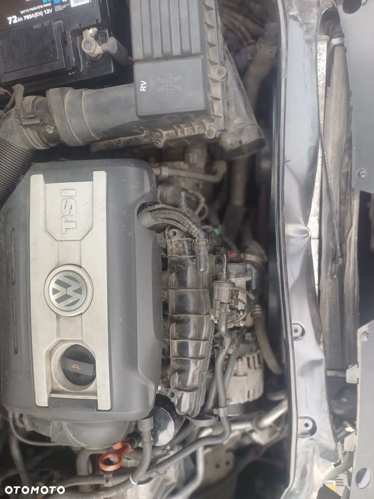 Volkswagen Passat - 15