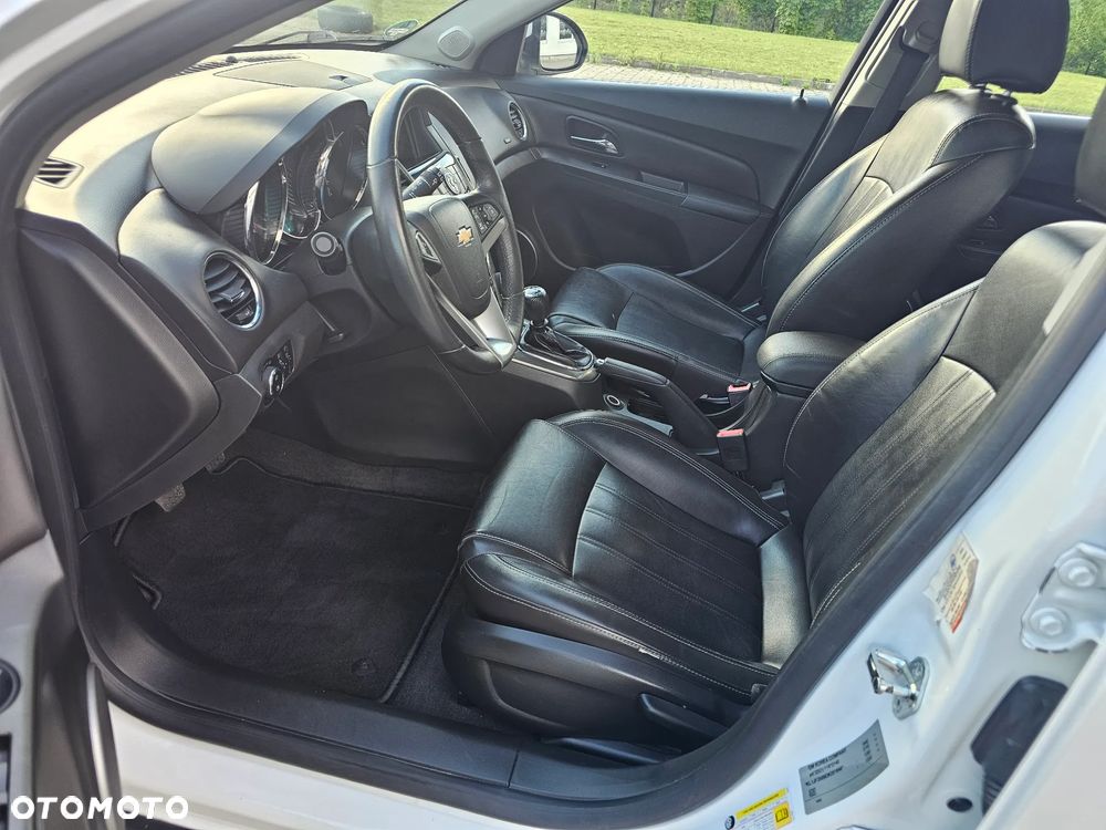 Chevrolet Cruze - 10
