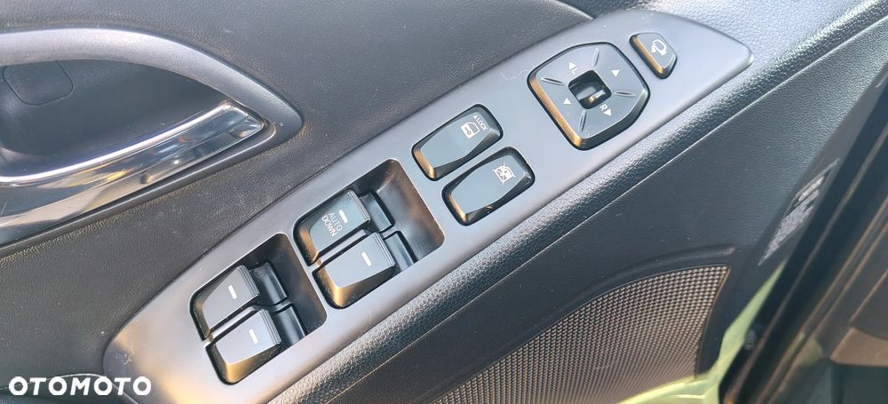 Hyundai ix35 2.0 CRDi 4WD Premium - 15