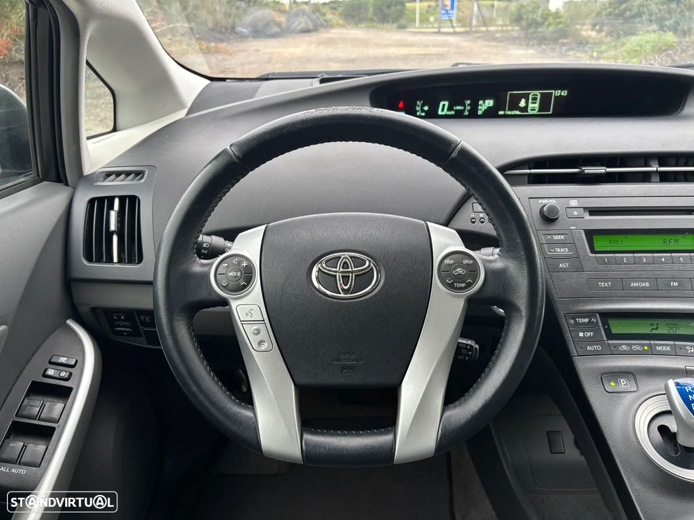 Toyota Prius 1.8 Premium - 16