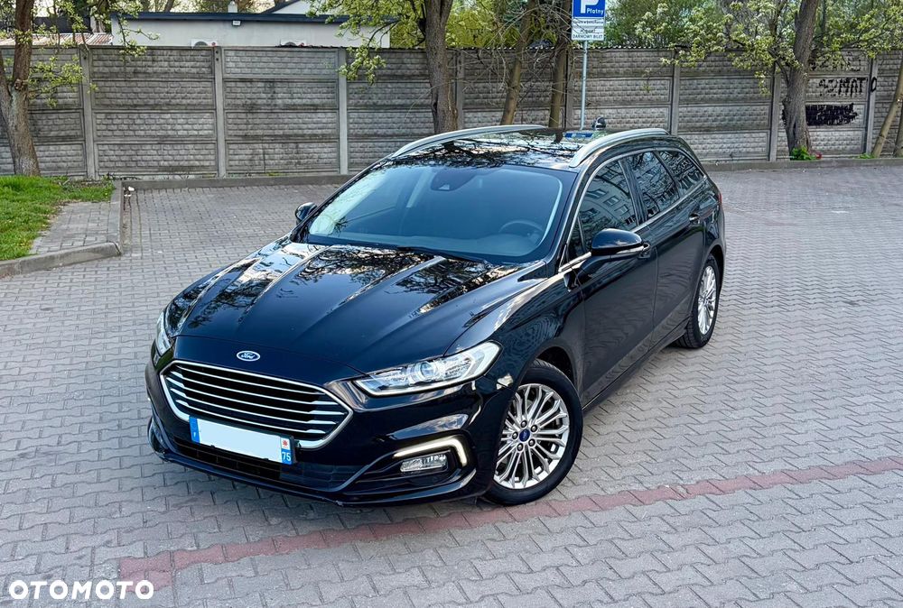 Ford Mondeo 2.0 Hybrid Titanium - 3