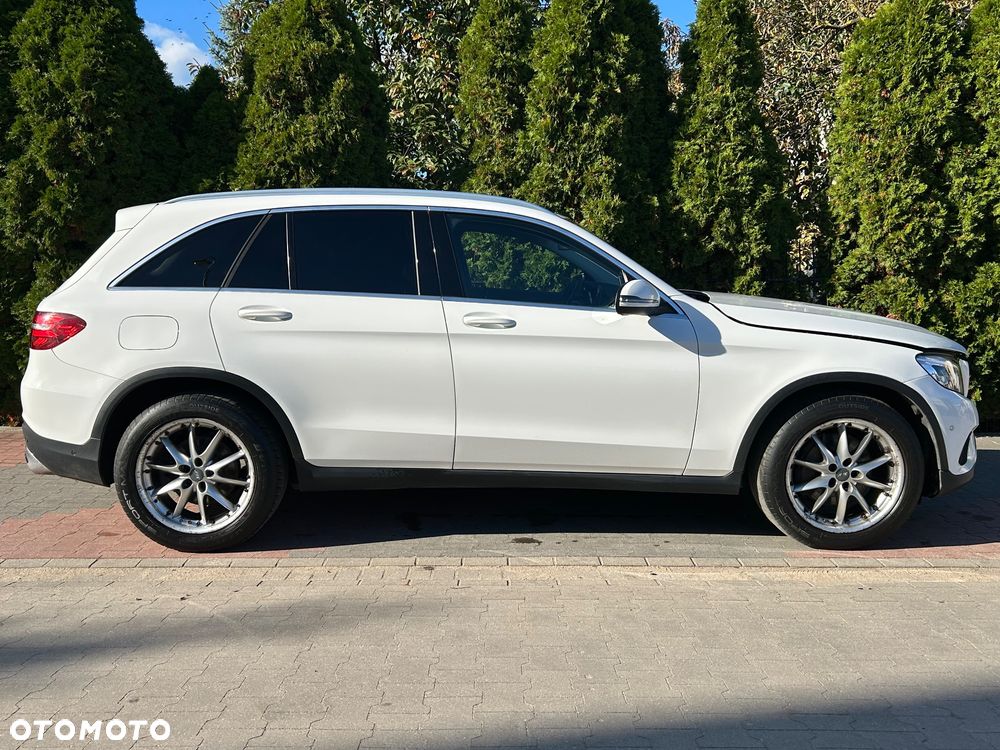 Mercedes-Benz GLC 220 d 4-Matic - 3