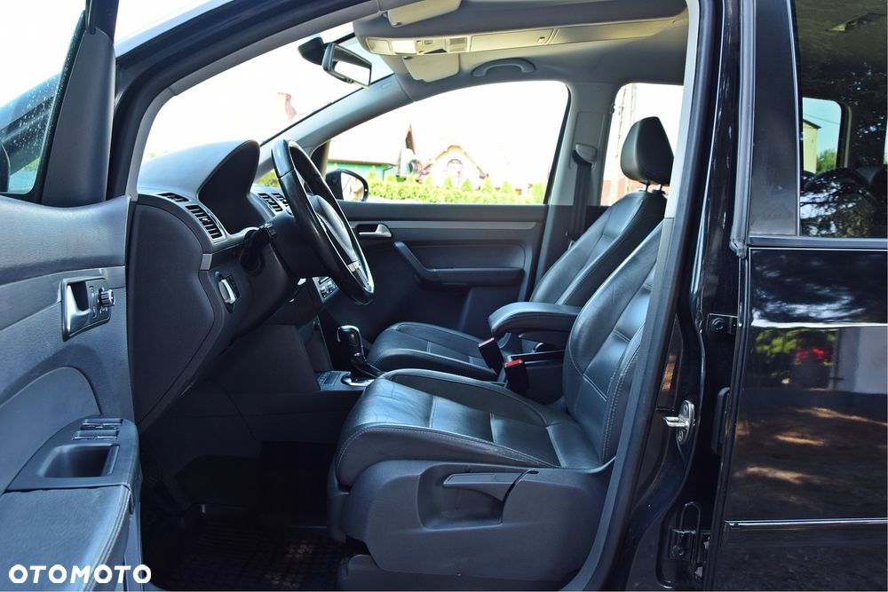 Volkswagen Touran - 7