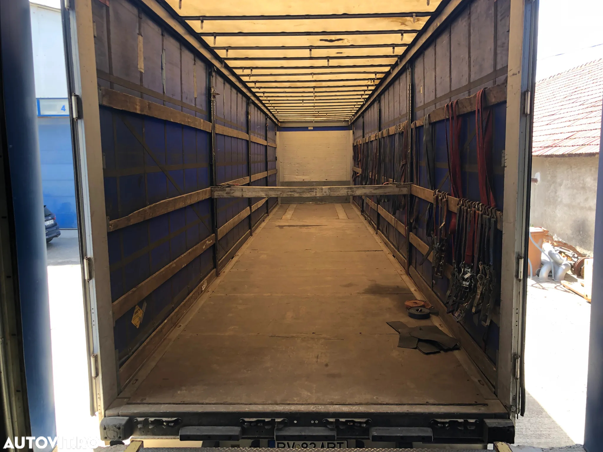 Schmitz Cargobull - 5