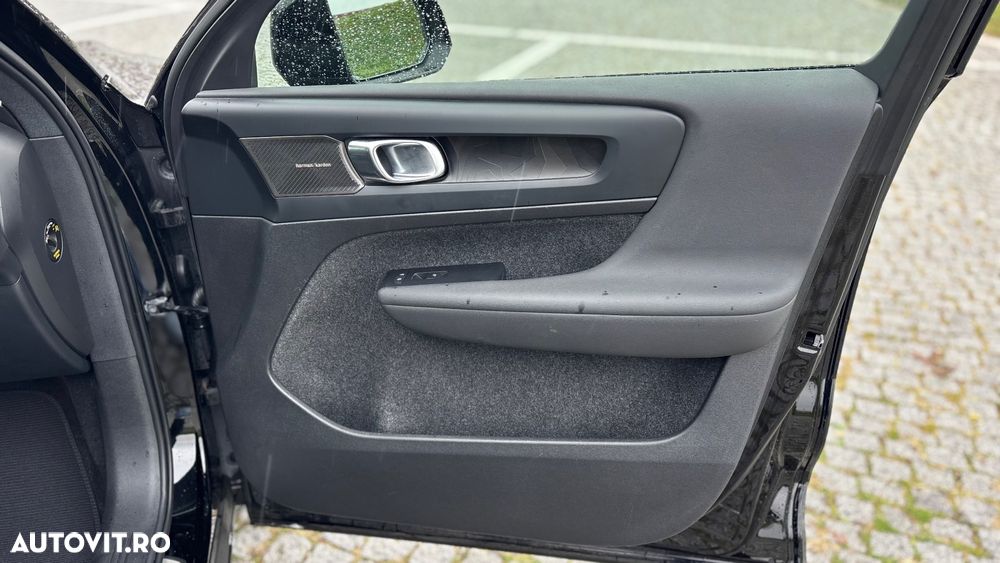 Volvo XC 40 T4 Recharge DKG Ultimate Dark - 18