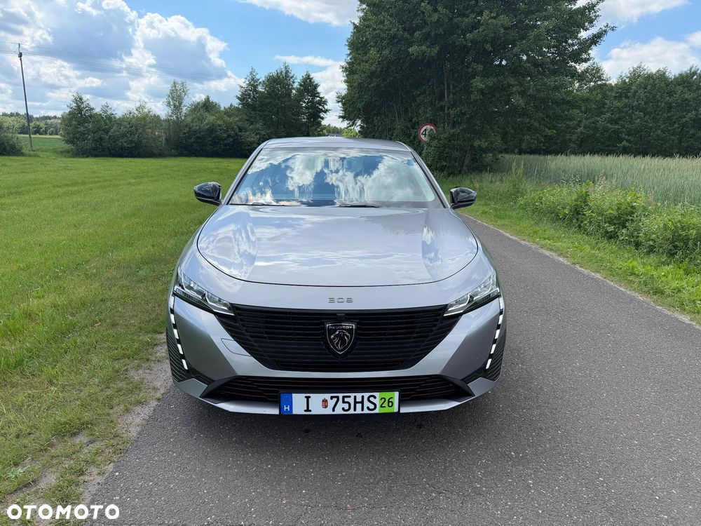 Peugeot 308 PureTech 130 GPF EAT8 Stop & Start Allure Business-Paket - 8