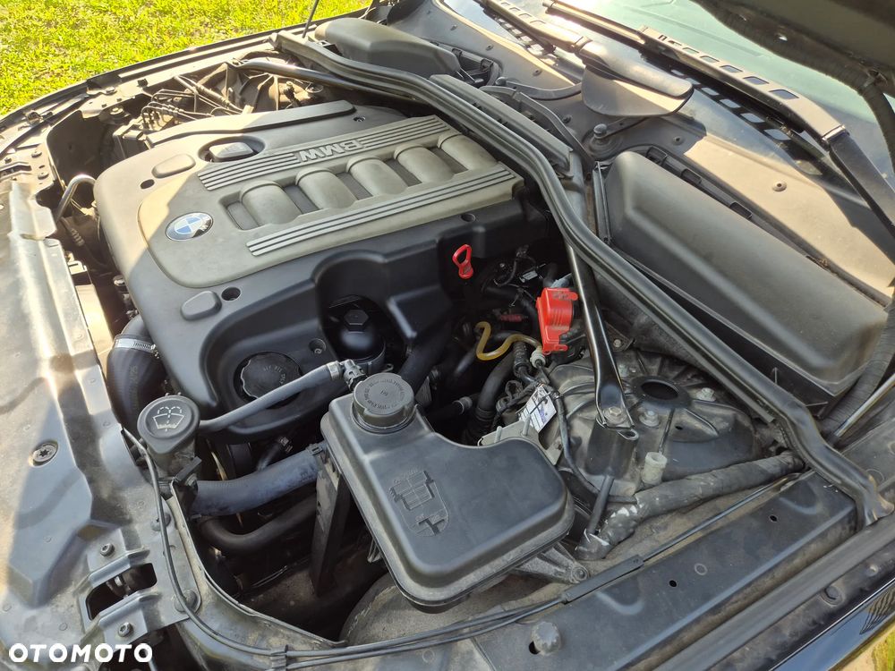 BMW Seria 5 525d - 8