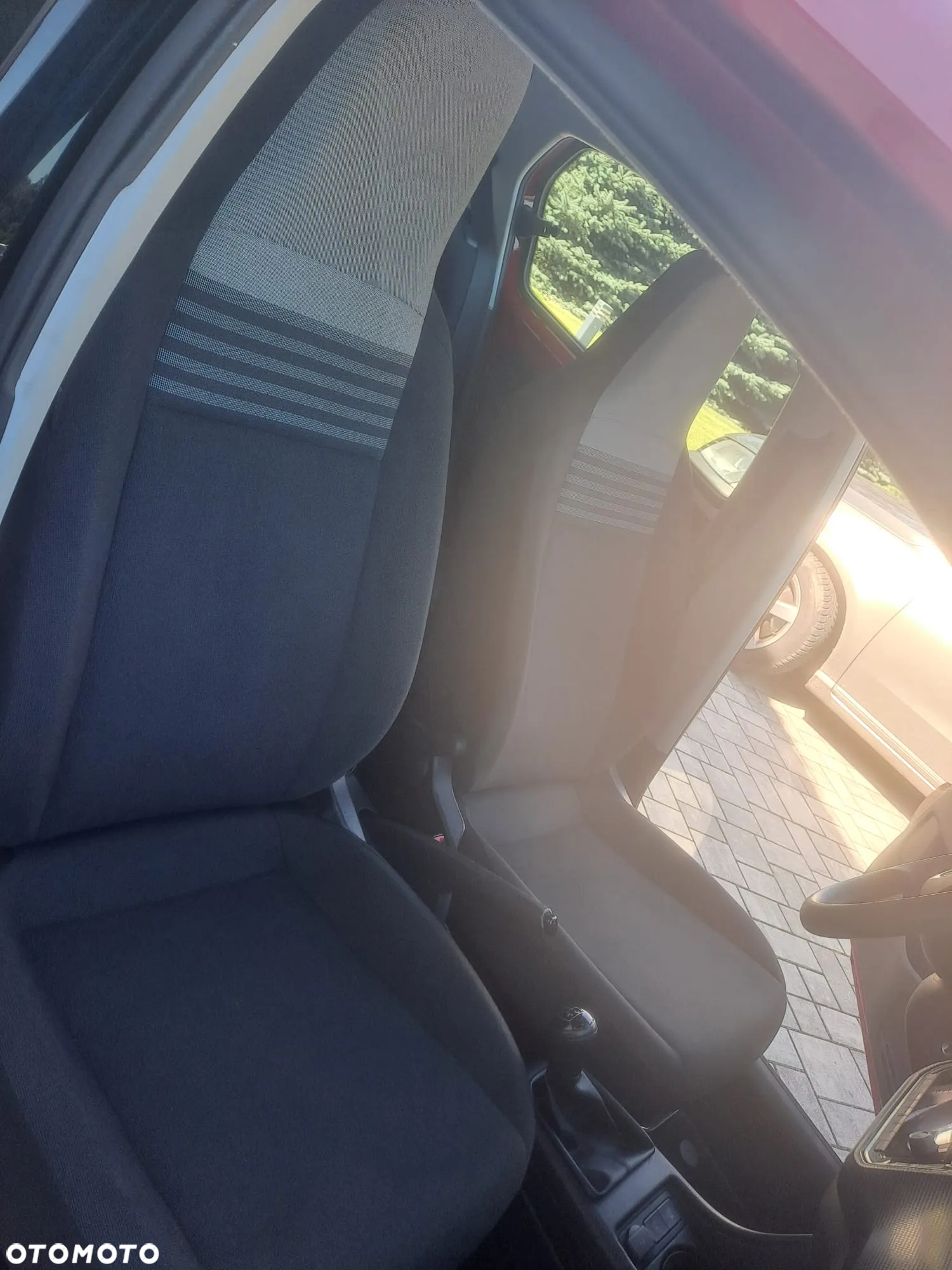 Volkswagen up! 1.0 move - 8