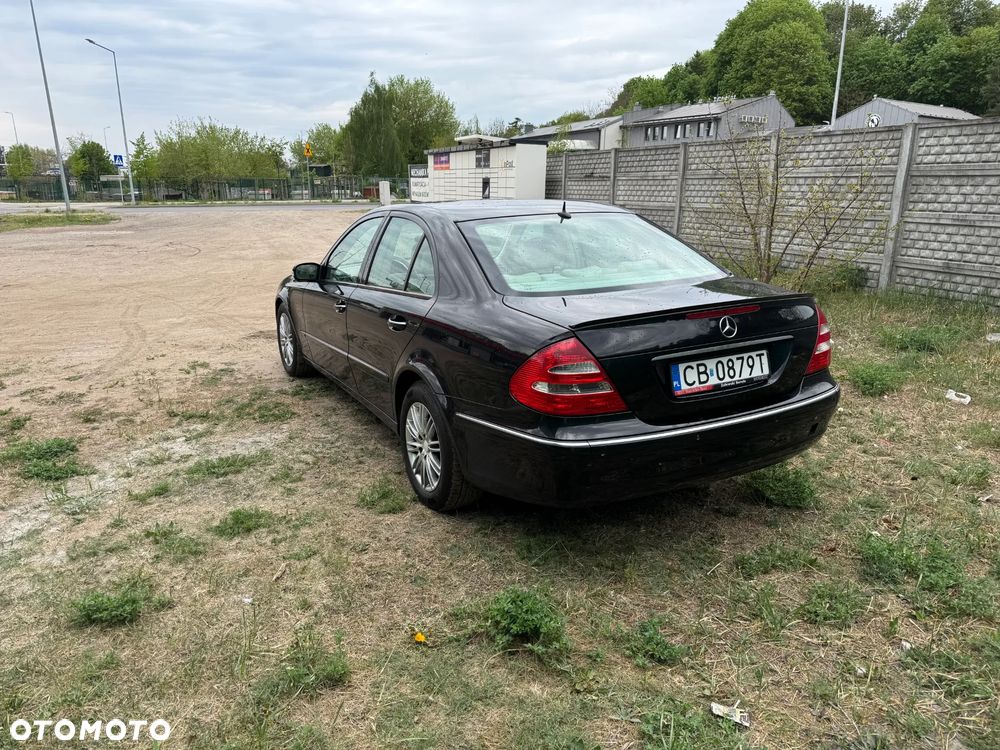 Mercedes-Benz Klasa E 200 Kompressor T Avantgarde - 4