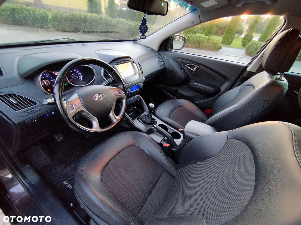 Hyundai ix35 - 24