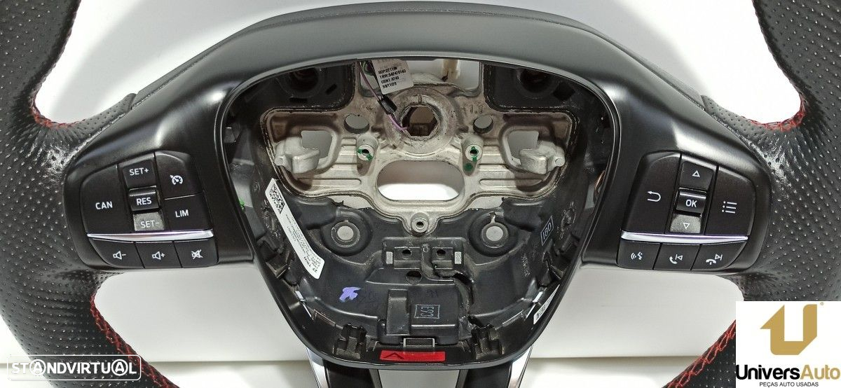 VOLANTE FORD FOCUS TURNIER ACTIVE - 6