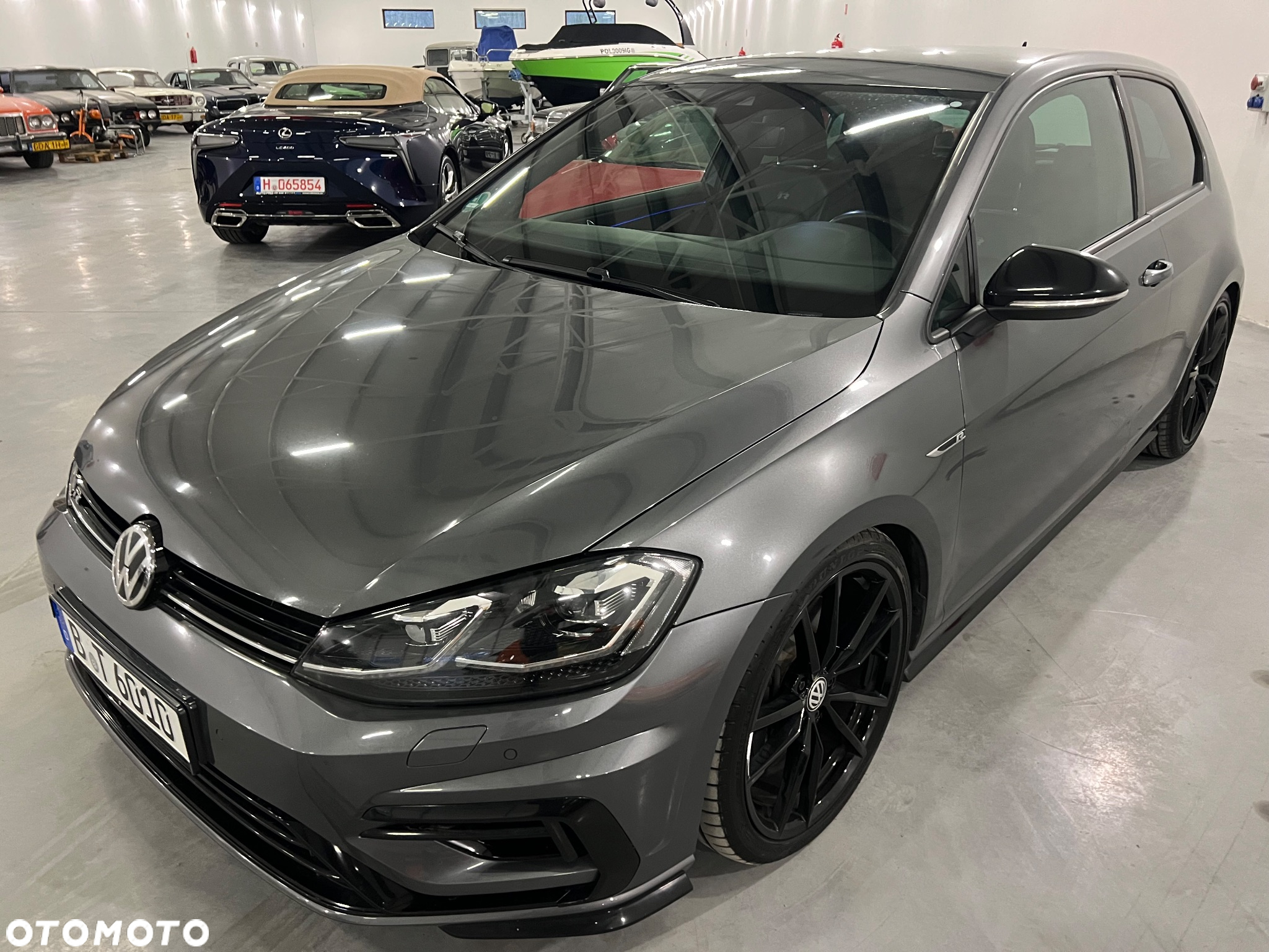 Volkswagen Golf R 4Motion (BlueMotion Technology) - 32