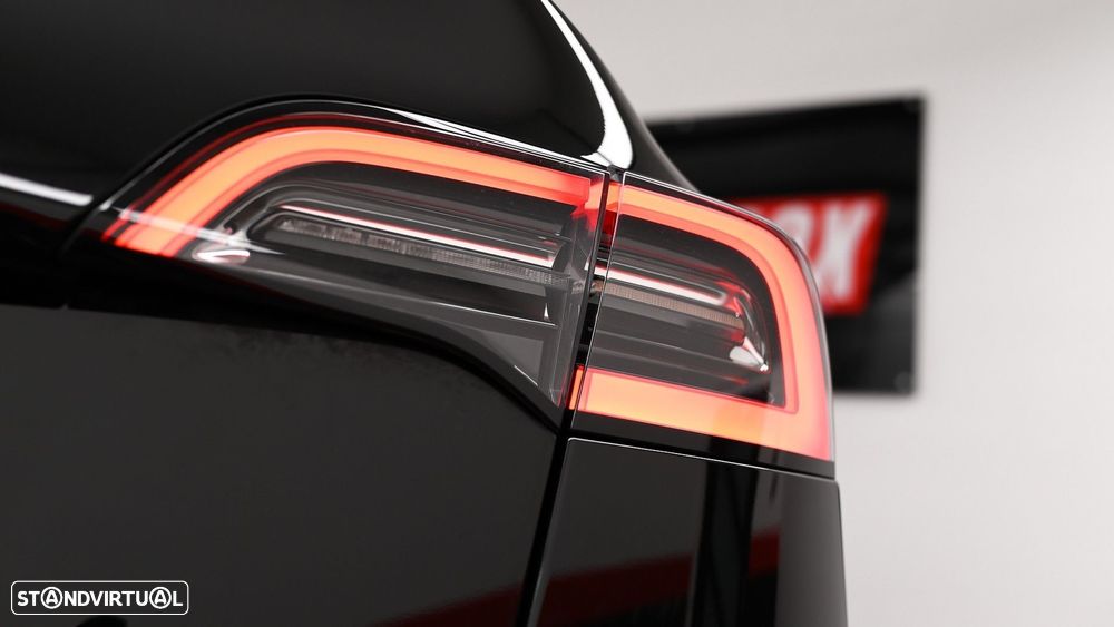 Tesla Model Y Tração Traseira - 23