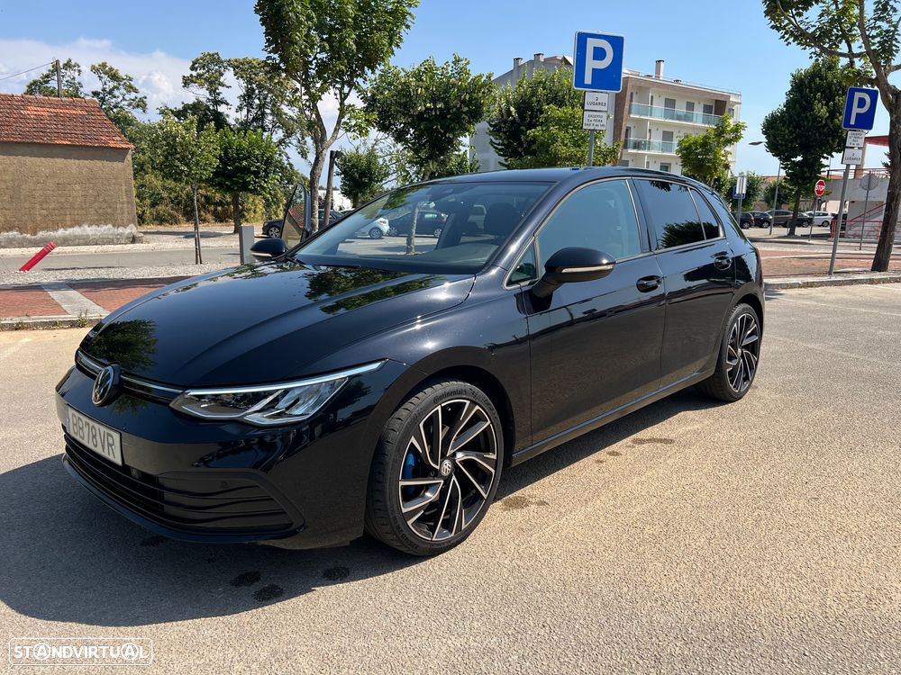 VW Golf Variant 1.0 TSI - 1