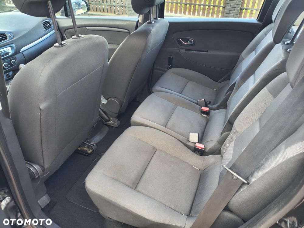 Renault Scenic - 11