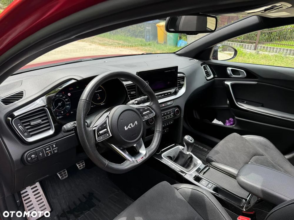Kia ProCeed 1.5 T-GDI GT Line - 8