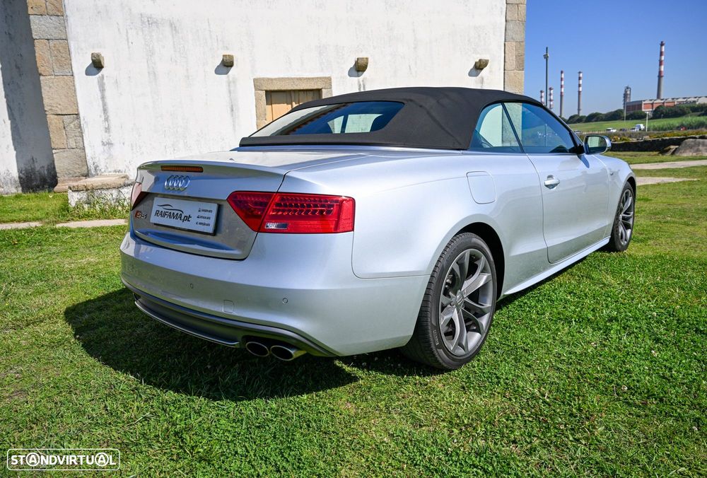 Audi A5 Cabrio - 22