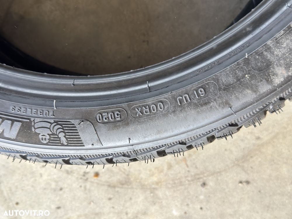 Vând 2 anvelope 225/40/19 michelin de iarnă noi - 6