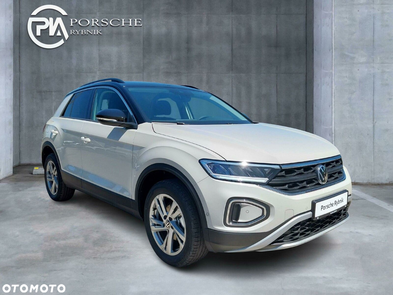 Volkswagen T-Roc - 8