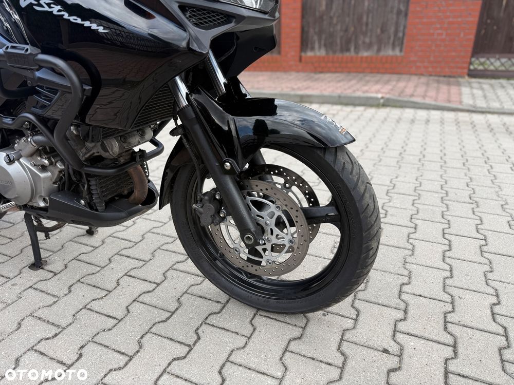 Suzuki DL - 5