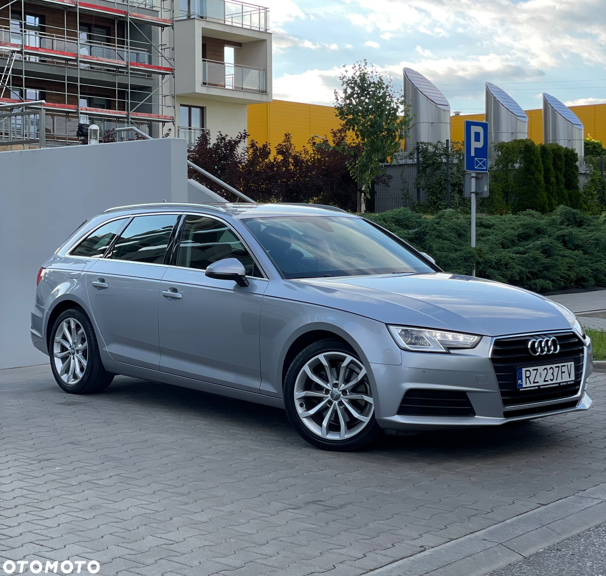 Audi A4 Avant 35 TDI S tronic - 3