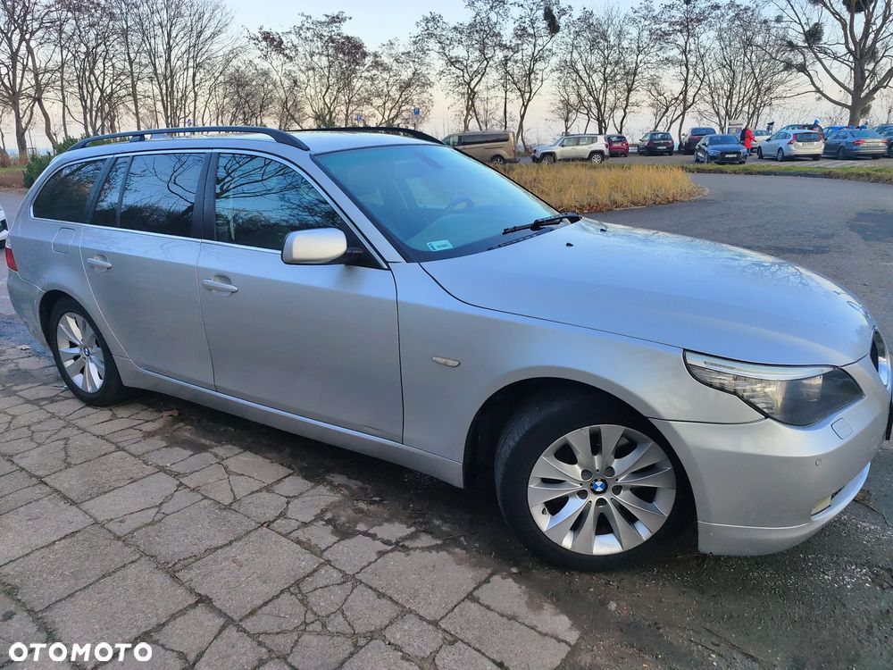 BMW Seria 5 520d Touring - 1