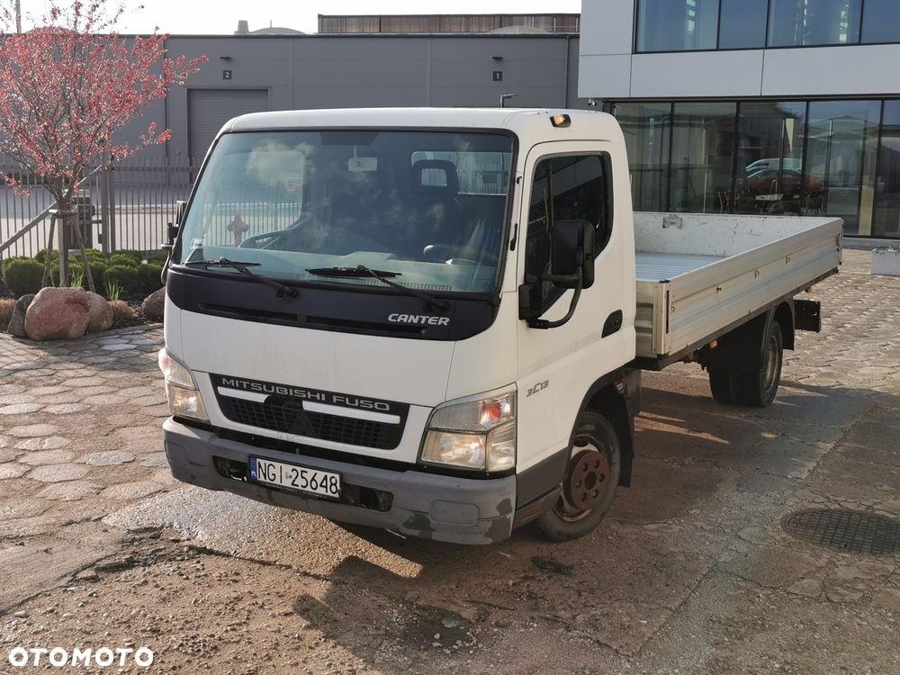 Mitsubishi Canter Fuso - 1